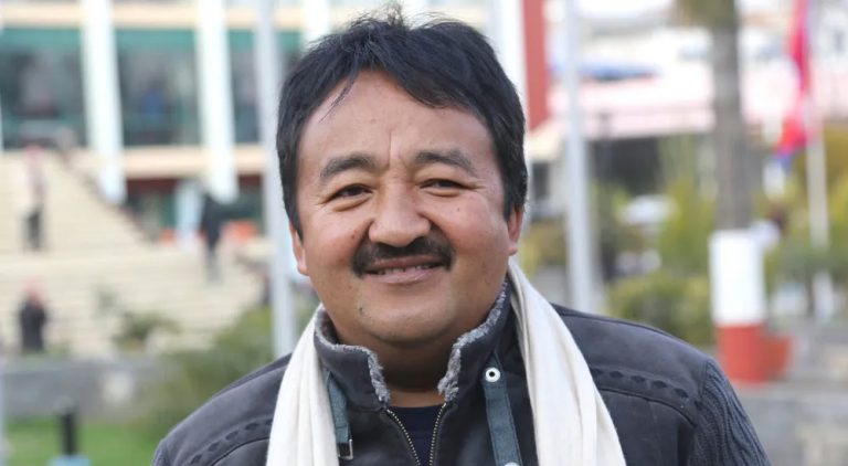 मुख्यमन्त्री राईलाई विश्वासको मत नदिन एमालेको ह्वीप