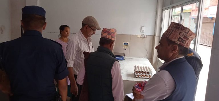जलजलामा मासु तथा डेरी पसलको अनुगमन, मापदण्डअनुसार पसल संचालन गर्न पौडेलको आग्रह!
