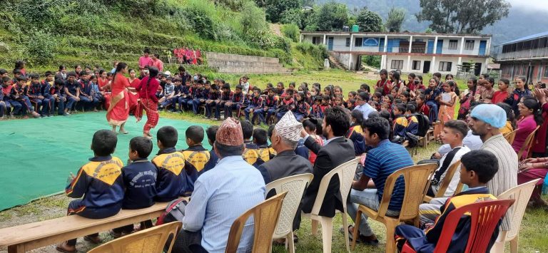 बाग्लुङको दमेकमा तिजगित तथा नृत्य प्रतियोगिता सम्पन्न !
