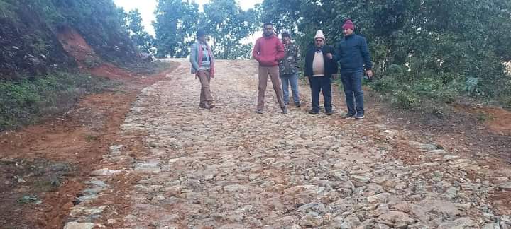 फलेवासमा वडा कार्यालय जोड्ने सडकहरु कालोपत्रेको चरणमा