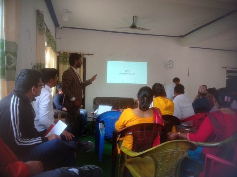 कार्यक्रमहरू व्यवस्थित गर्न पैयुँमा जनप्रतिनिधि र कर्मचारीलाई अभिमुखीकरण