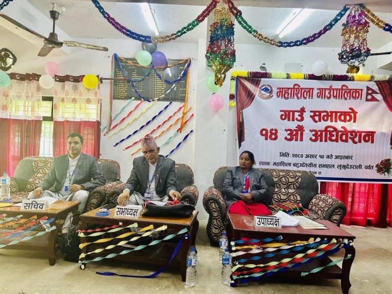 महाशिलाको बजेट साढे ४३ करोड : दलित परिवारले पालेका पशु बीमाको लागि ८ लाख,दीर्घ रोगीका घरमै चिकित्सक