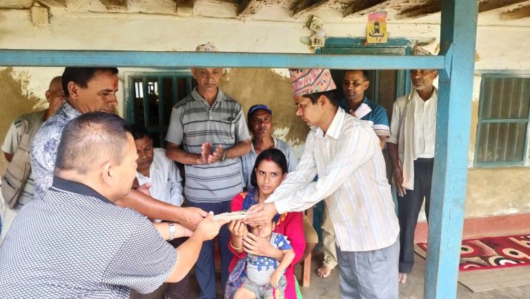 पर्वतका रोगी बालकलाई अमेरिकाबाट १ लाख २६ हजार सहयोग प्राप्त