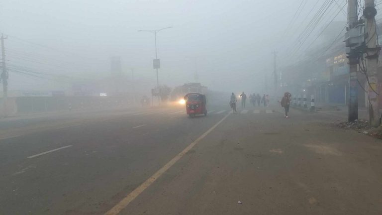 बाक्लो हुुस्सुु र बढ्दो चिसोले तराईको जनजीवन कष्टकर