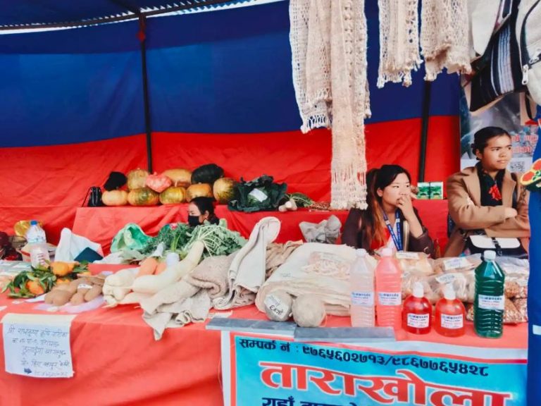 बागलुङ महोत्सव: उपभोक्ताको रोजाइमा गाउँका मौलिक उत्पादनहरु
