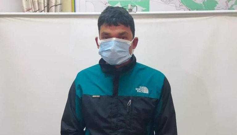 पर्वतमा चोरी गर्ने व्यक्ति पक्राउ,११ लाख र ३५ तोला सुन बरामद