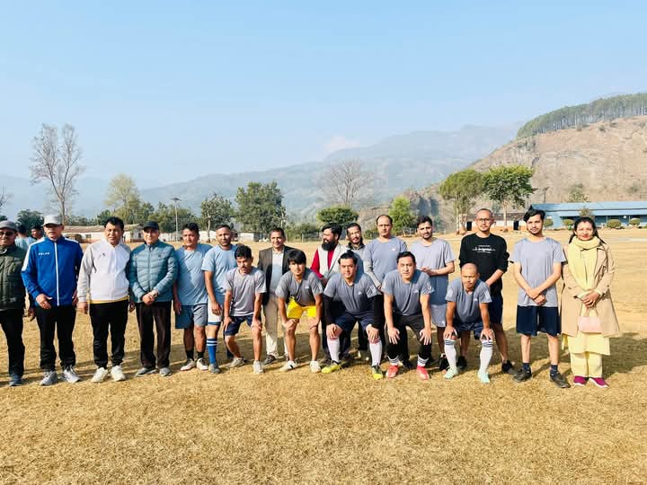 पर्वत उद्योग वाणिज्य संघ र पत्रकार महासंघबीचको मैत्रीपुर्ण फुटबलमा पत्रकारको टिम विजयी