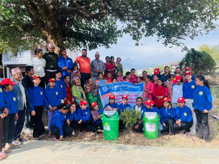 फलेवासमा किशोरीहरुको सक्रियतामा वातावरण प्रदुषण न्यूनीकरण सम्बन्धि सचेतनामुलक कार्यक्रम संचालन