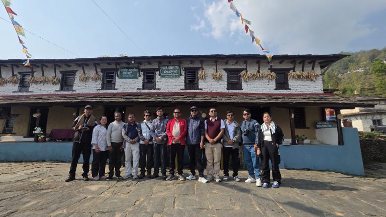 पर्यटन प्रवर्द्धनका लागि पर्वतका पत्रकारहरूको पदयात्रा